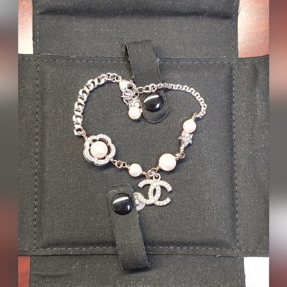 Chanel Bracelet - Picture 4 of 6